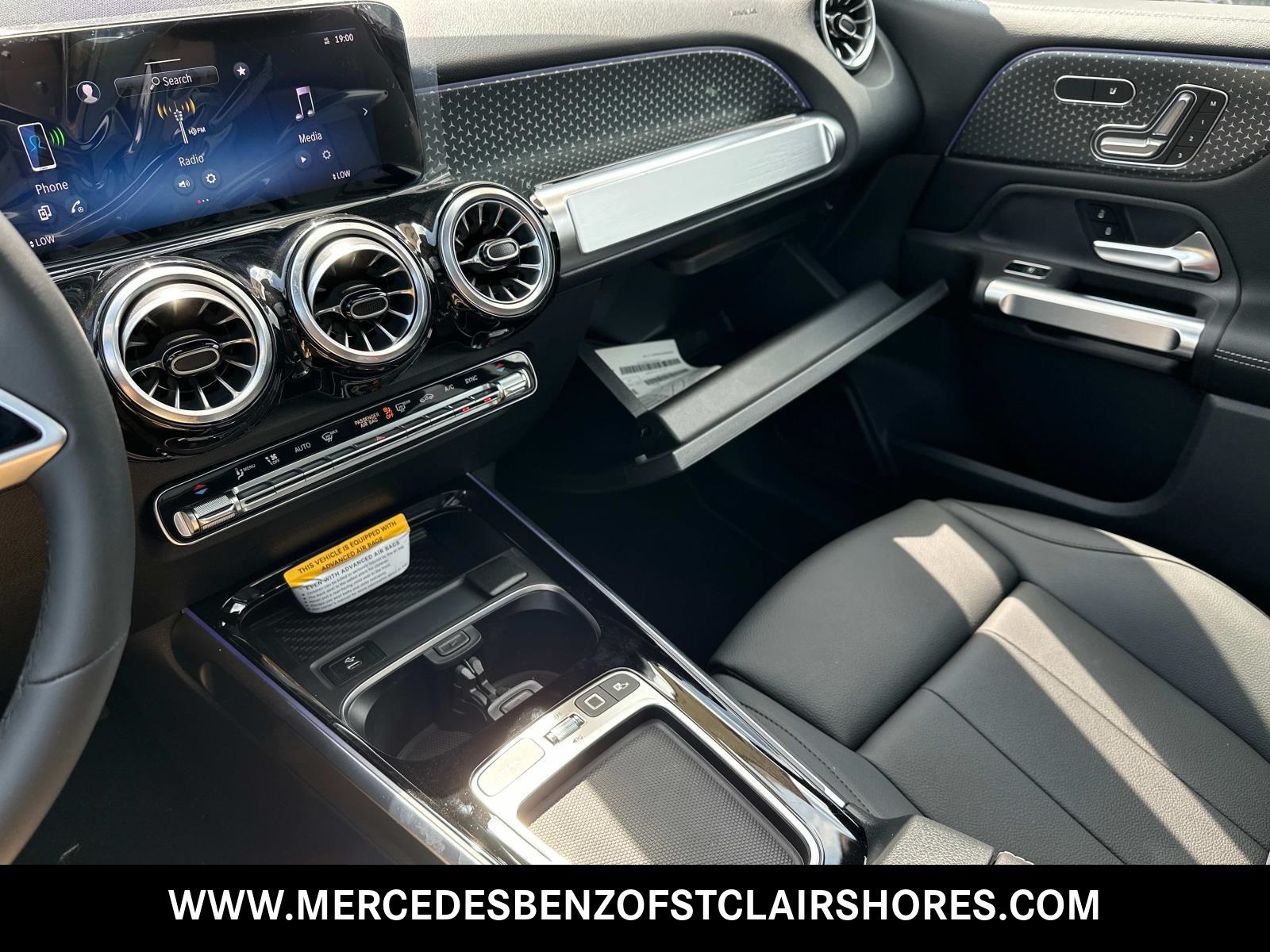 2025 Mercedes Benz GLB 250 4MATIC photo 25