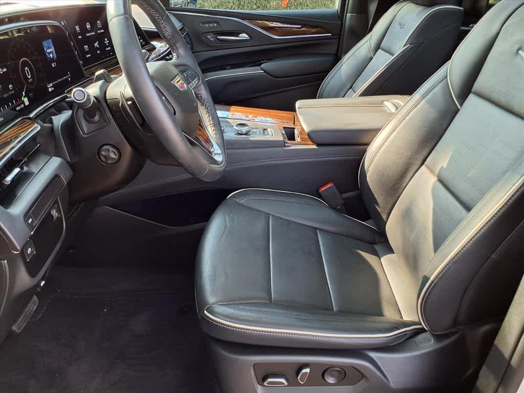 2023 Cadillac Escalade Premium Luxury photo 10