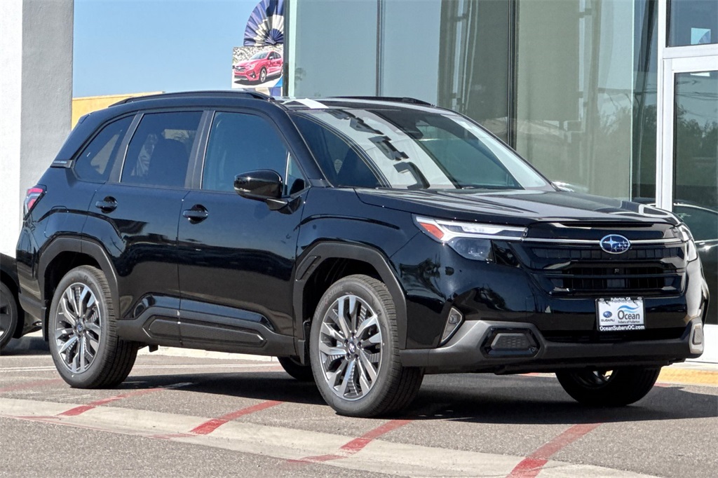 2025 Subaru Forester Touring photo 2