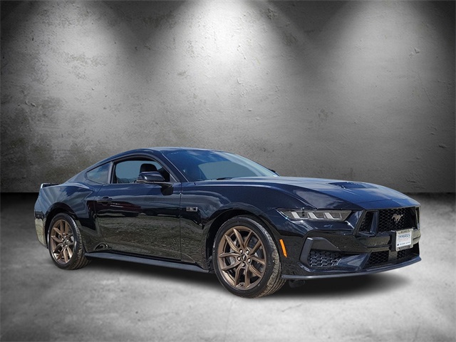 2025 Ford Mustang GT Premium photo 2