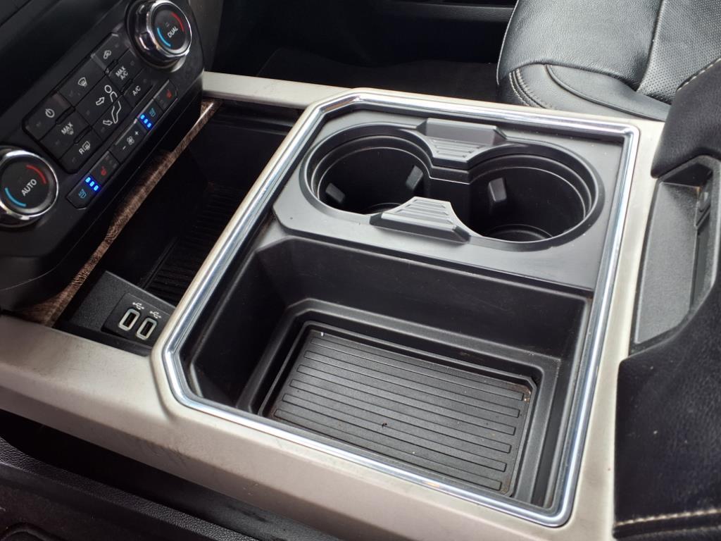 2019 Ford F-250 Lariat photo 10