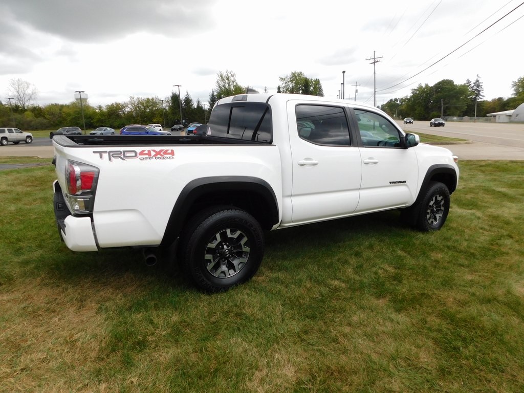 2020 Toyota Tacoma TRD Sport 4x4 photo 2