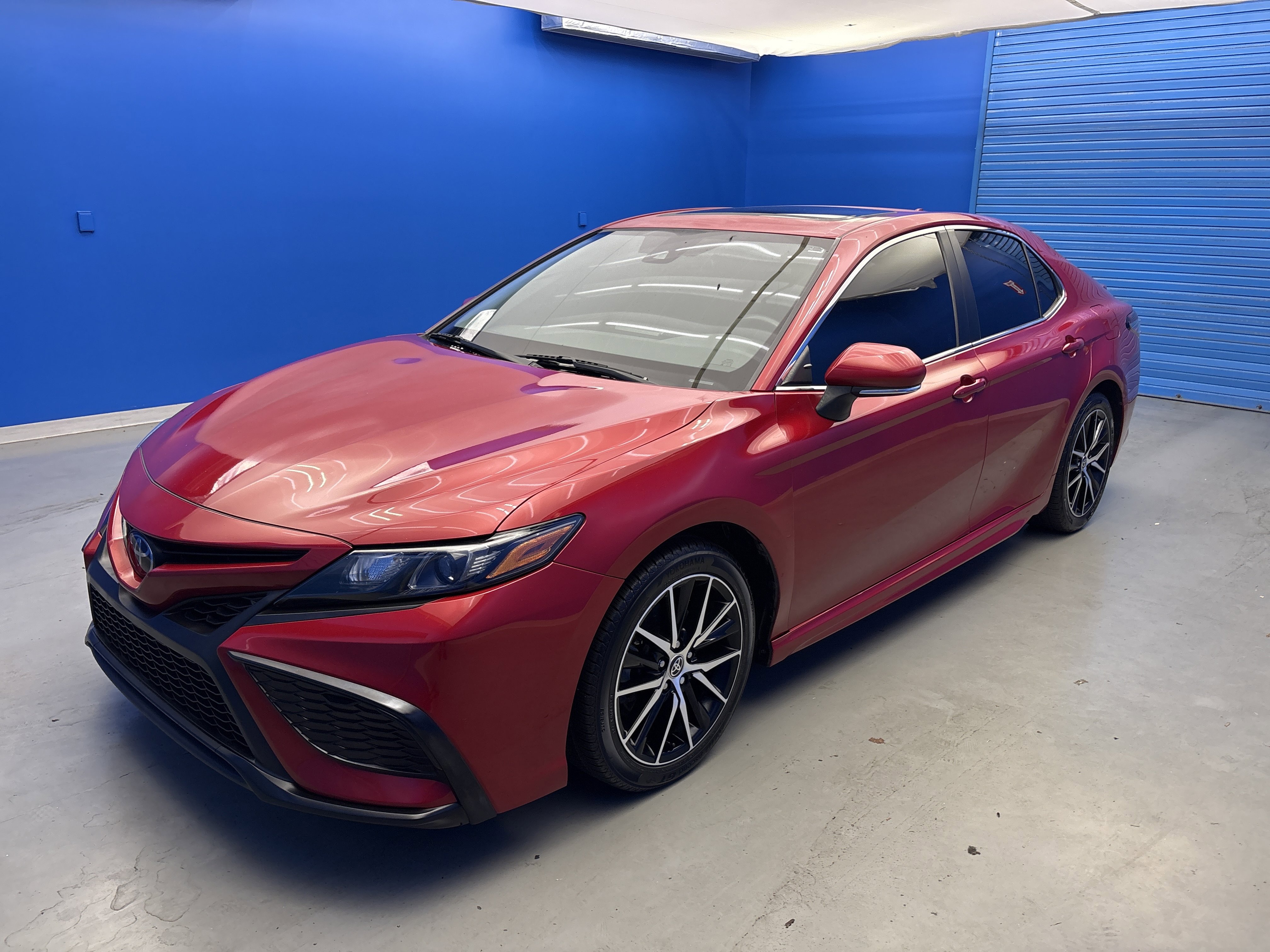 2022 Toyota Camry SE photo 4