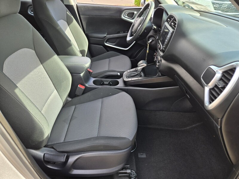 2023 Kia Soul LX photo 15