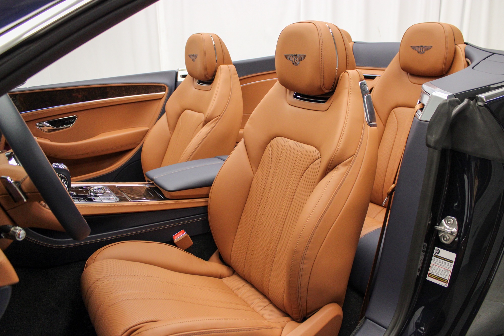 2026 Bentley Continental GTC photo 21