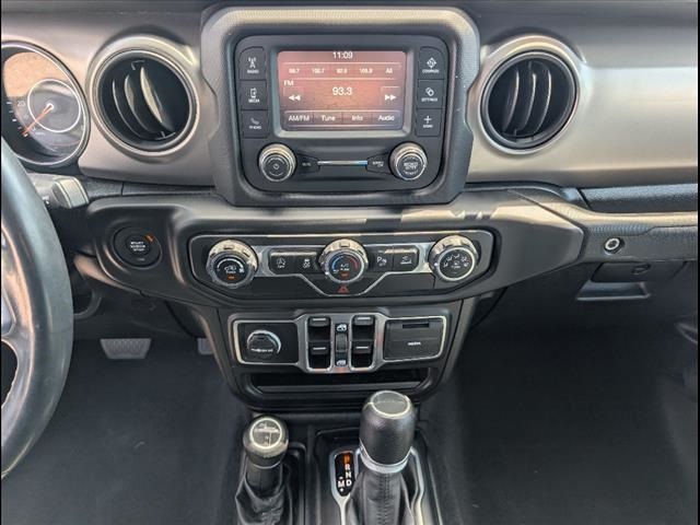 2020 Jeep Gladiator Sport photo 10