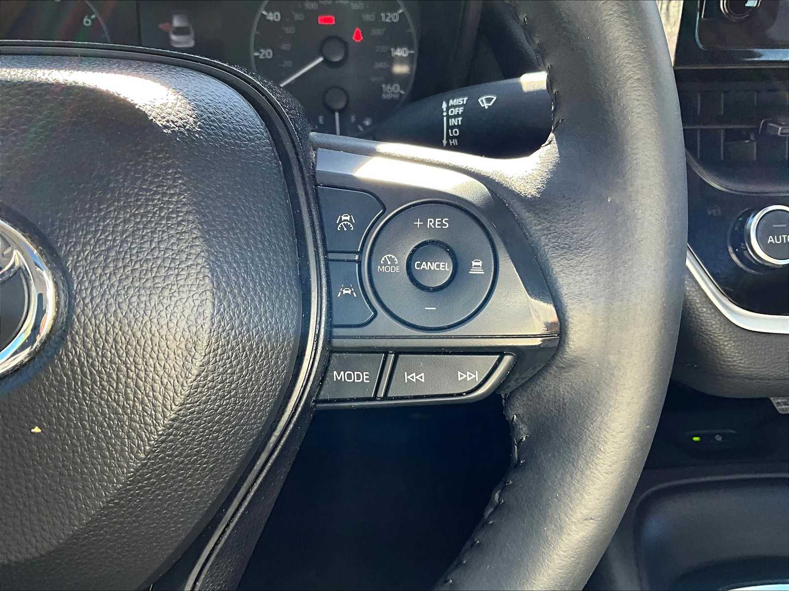 2024 Toyota Corolla LE photo 23