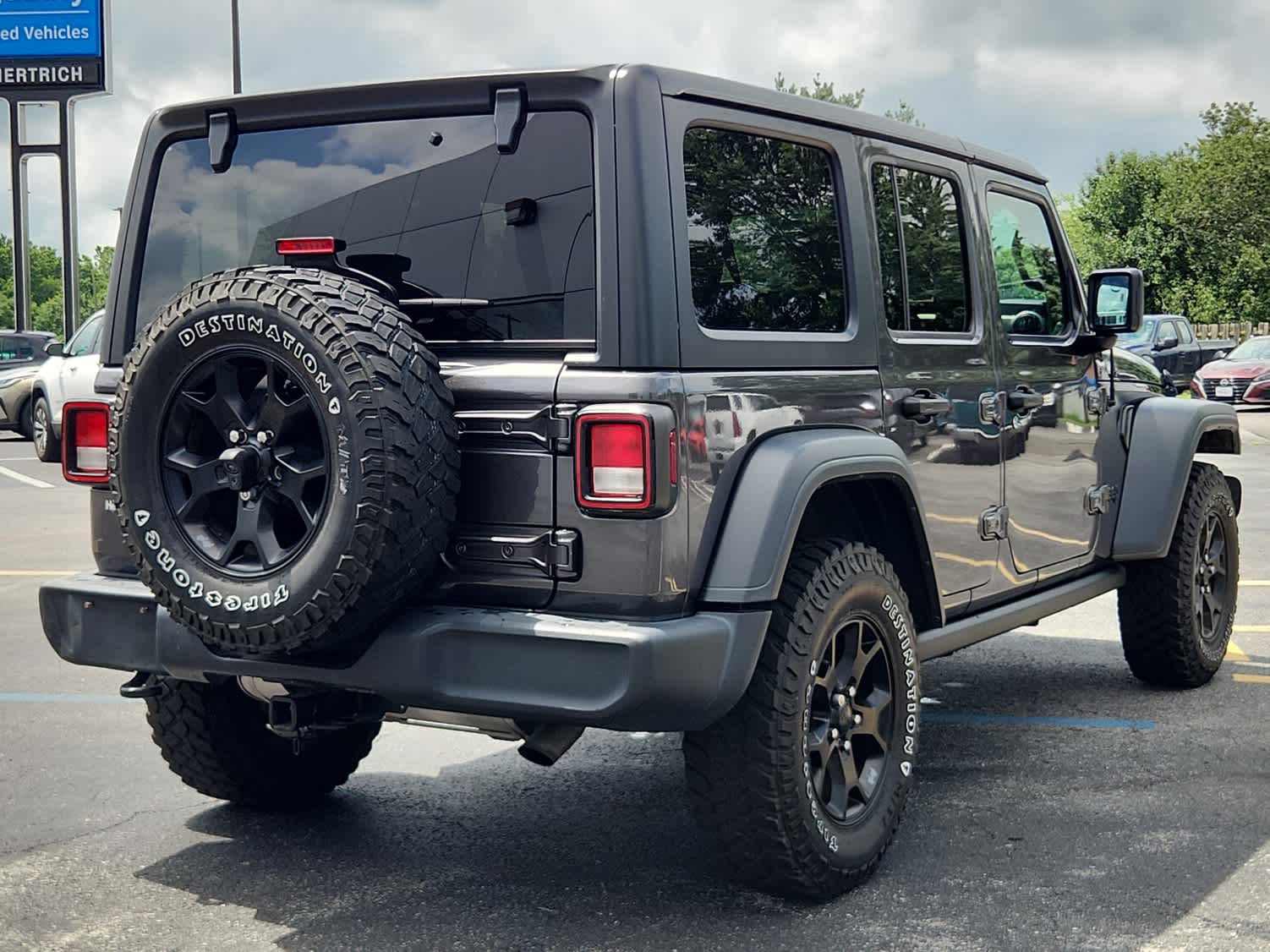 2021 Jeep Wrangler Unlimited Sport photo 3