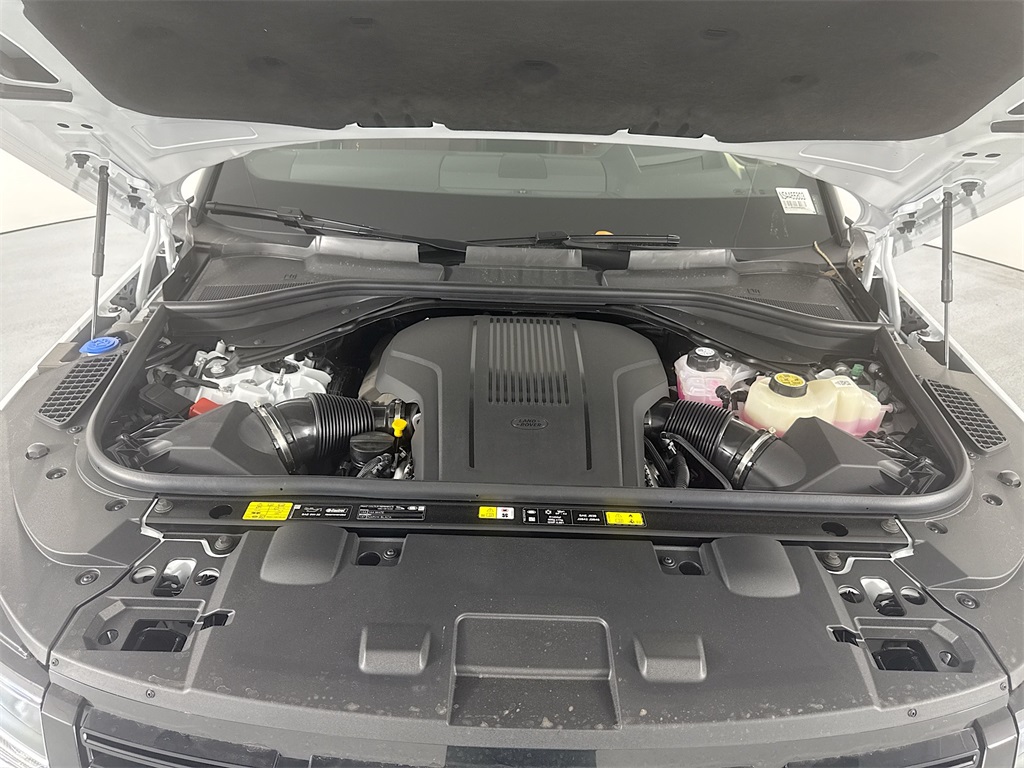 2025 Land Rover Range Rover Sport SE photo 26