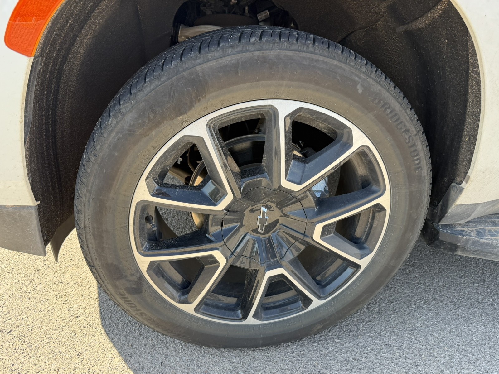 Used 2024 WHITE Chevrolet RST image 19