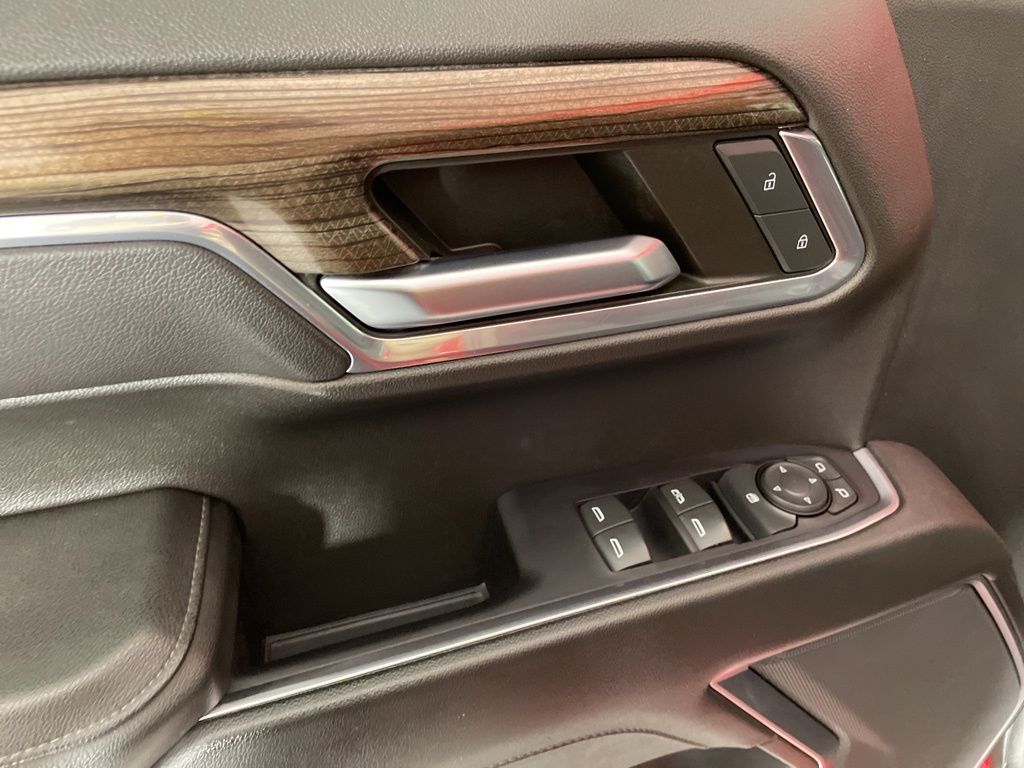 2022 Chevrolet Silverado 1500 RST photo 17