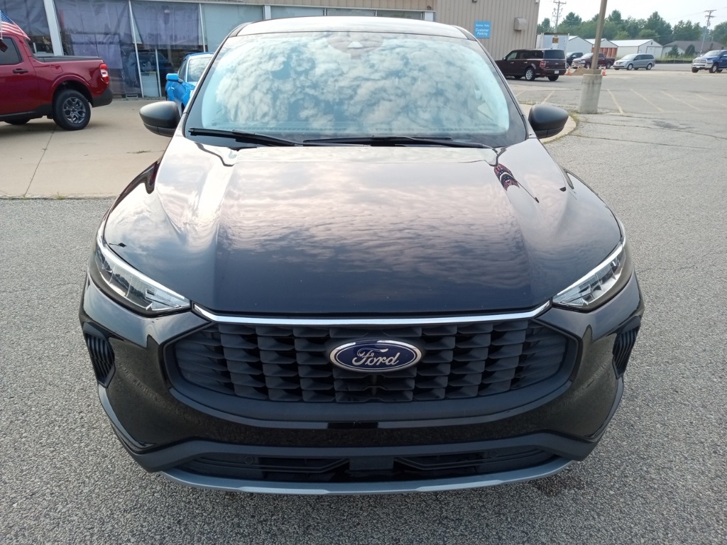 2024 Ford Escape Active photo 2