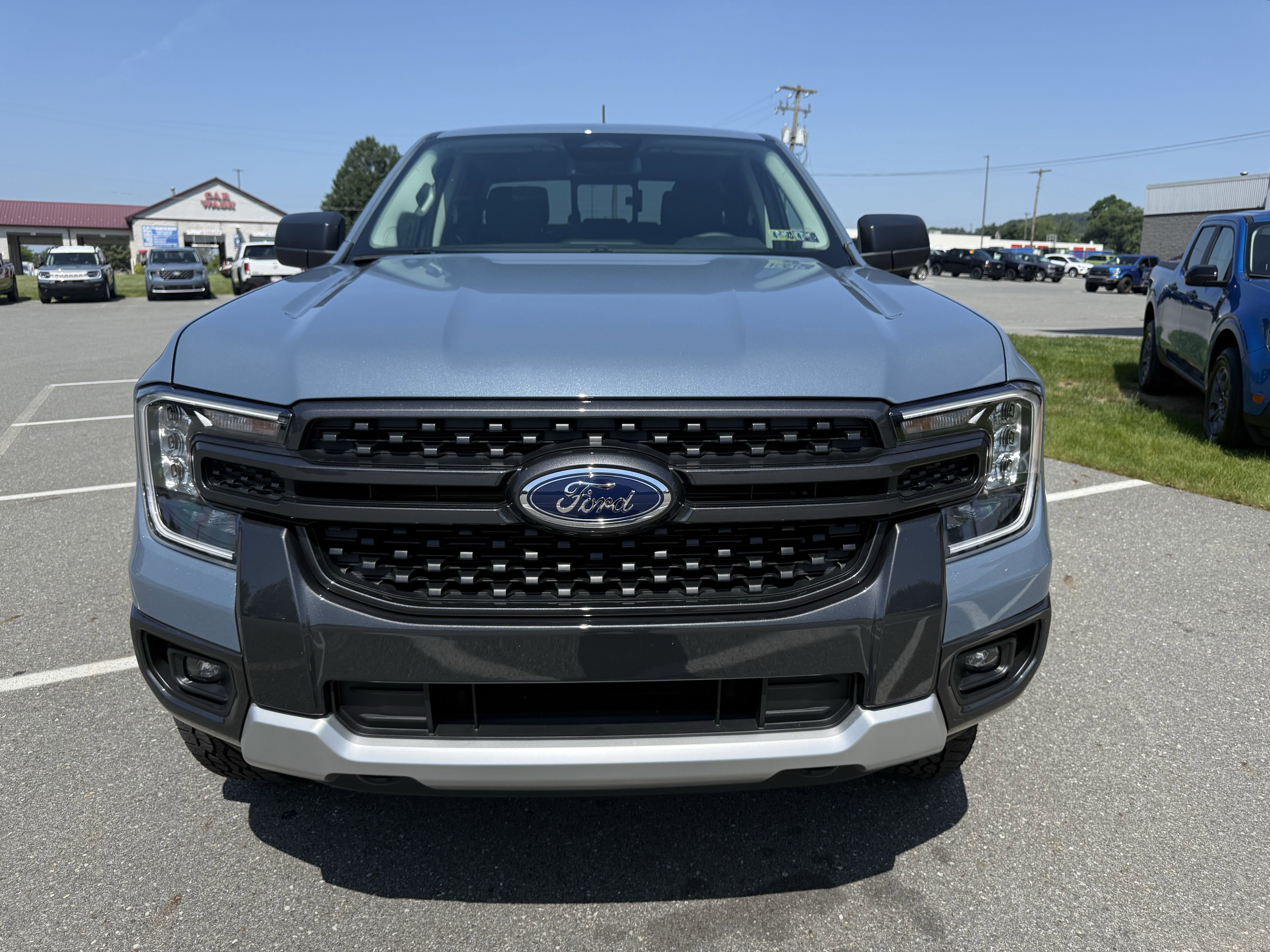 2025 Ford Ranger XLT photo 2