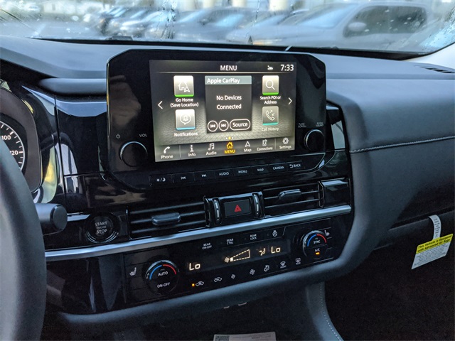 2025 Nissan Pathfinder SL photo 16