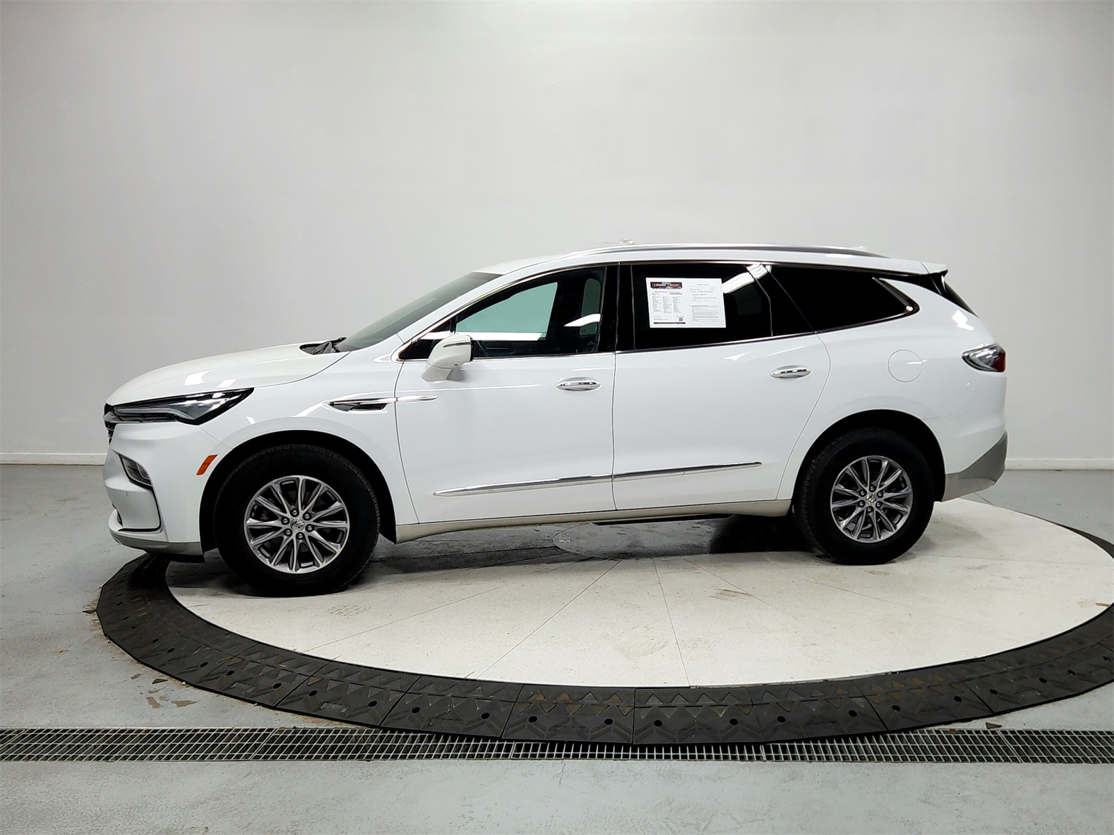2024 Buick Enclave Premium photo 4