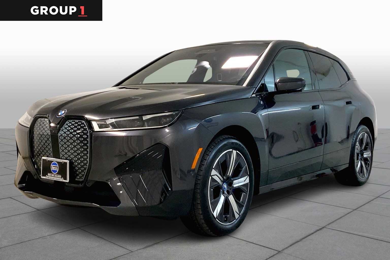 2024 BMW iX Base's photo