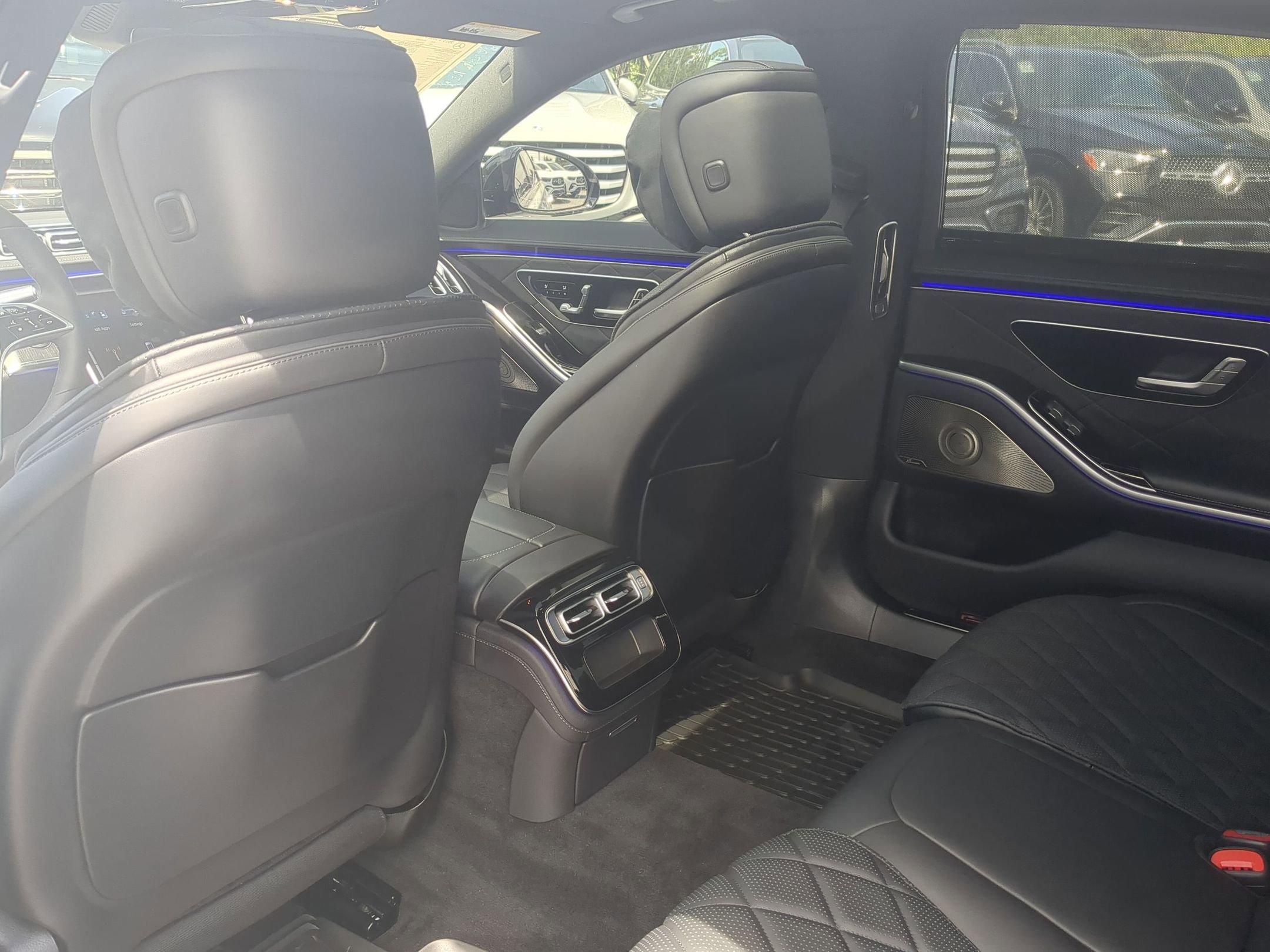 2025 Mercedes Benz S 580e 4MATIC photo 6