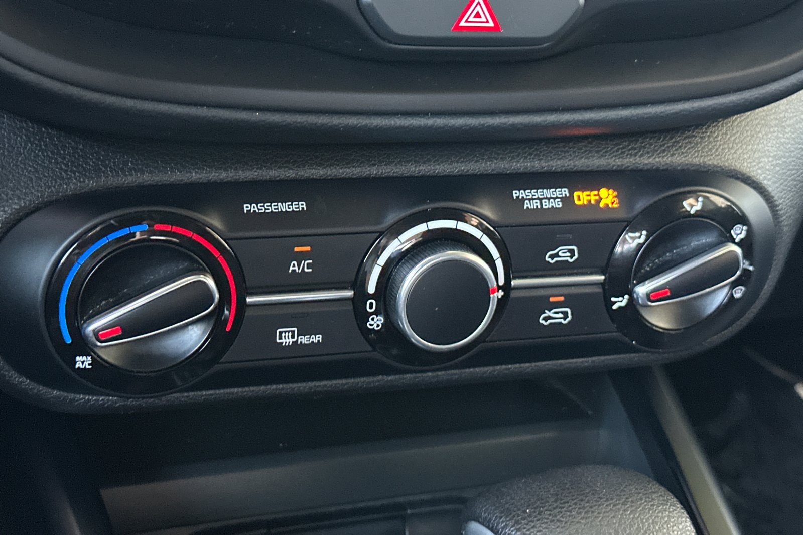 2023 Kia Soul LX photo 19