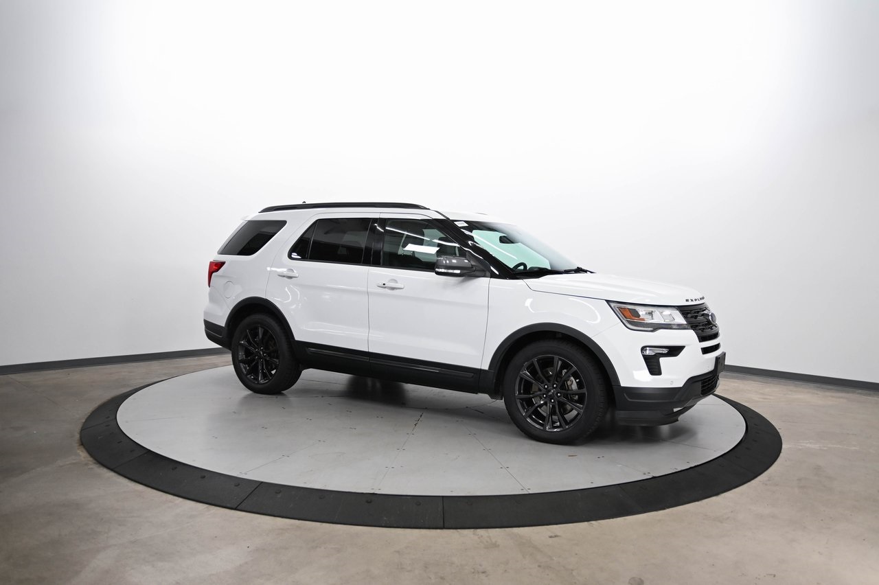 2019 Ford Explorer XLT photo 2