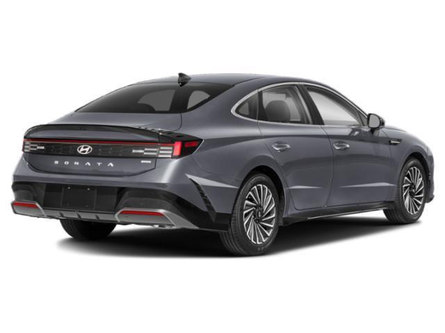 2025 Hyundai Sonata Hybrid SEL photo 2