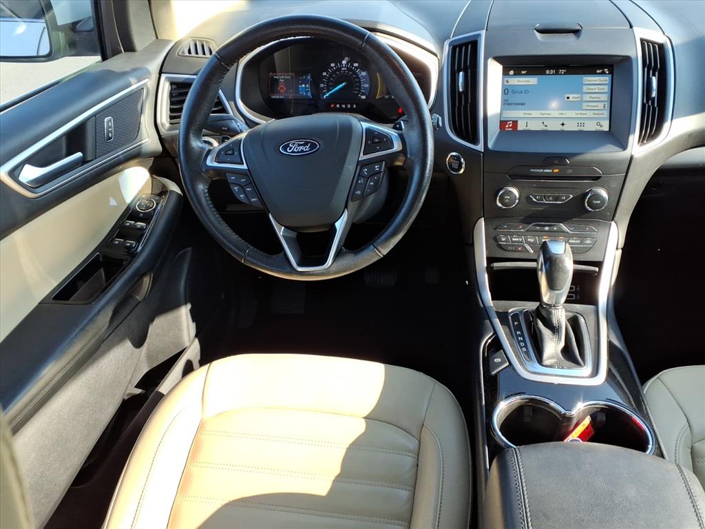 2018 Ford Edge SEL photo 3