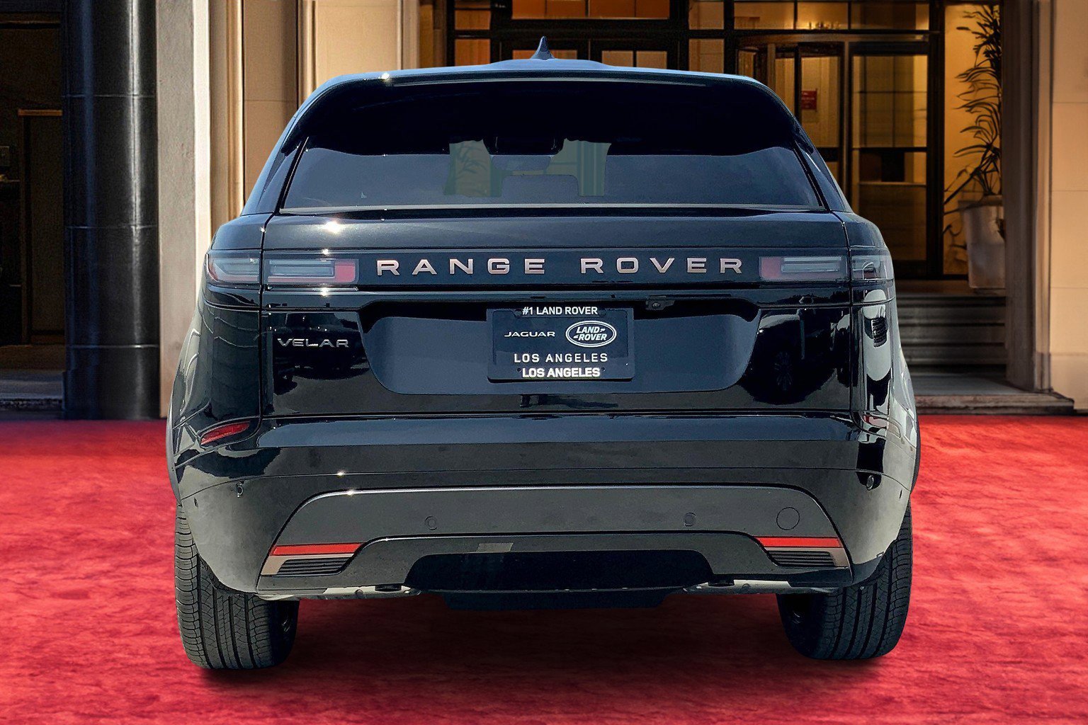 2026 Land Rover Range Rover Velar P400 Autobiography photo 2