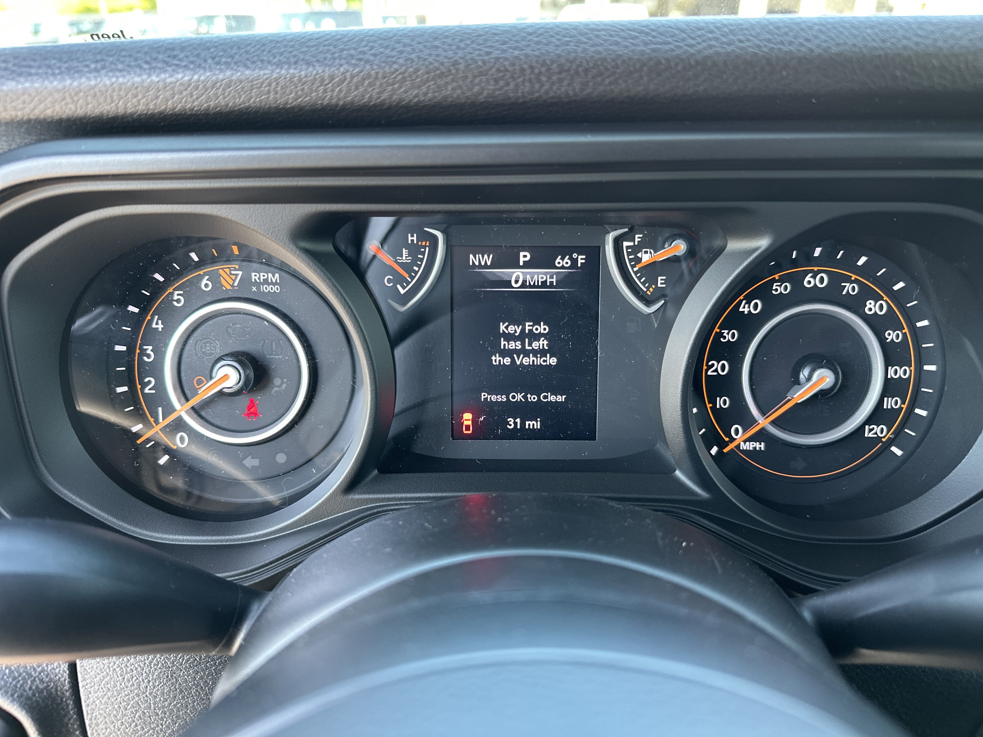 2025 Jeep Gladiator Sport S photo 4