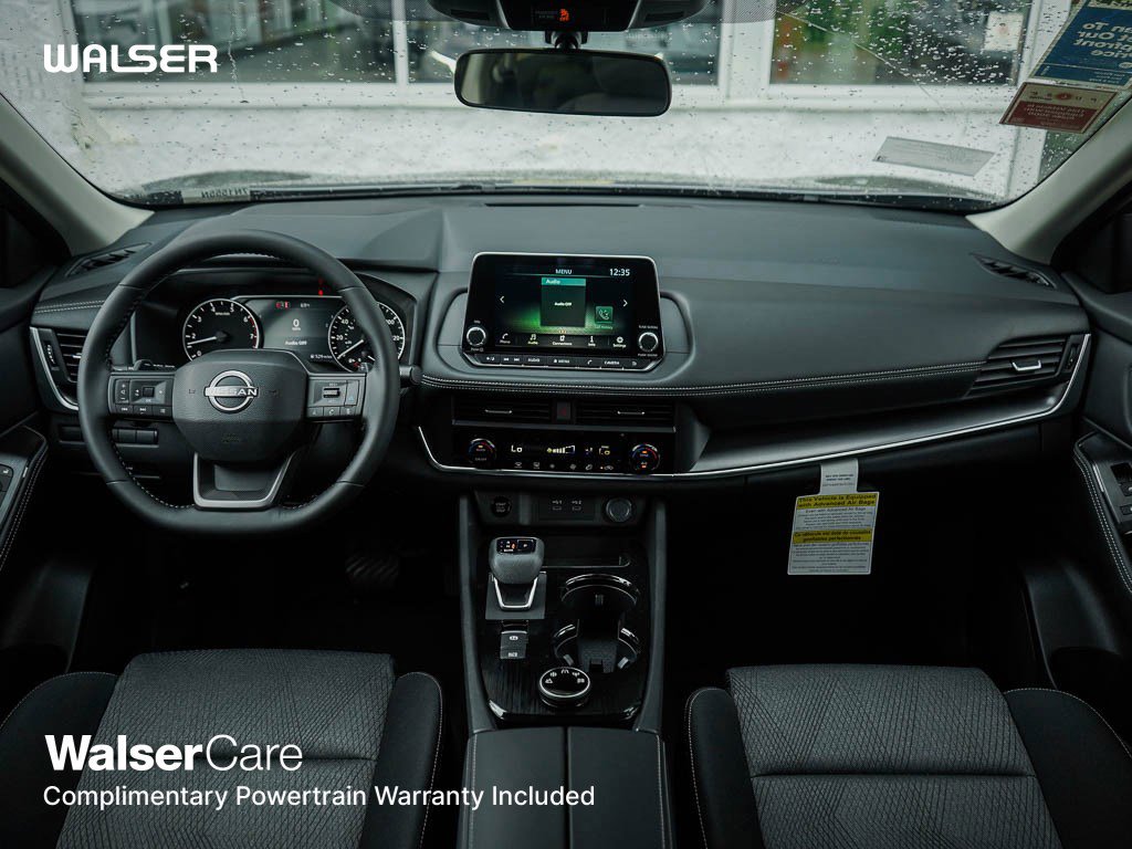 2026 Nissan Rogue SV photo 12