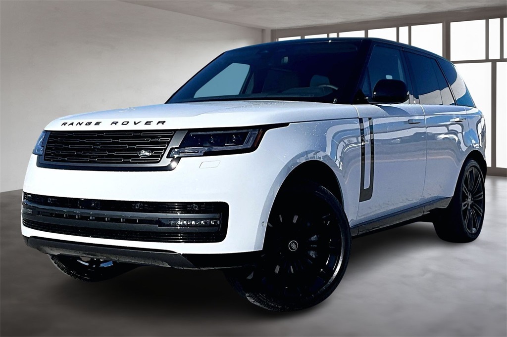 2025 Land Rover Range Rover SE's photo
