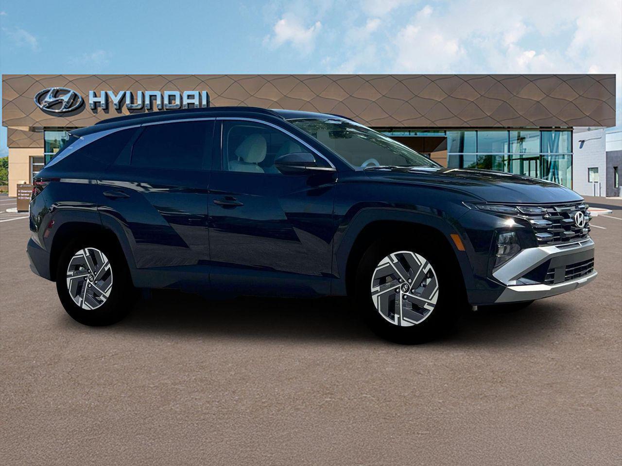 2025 Hyundai Tucson Hybrid photo 9