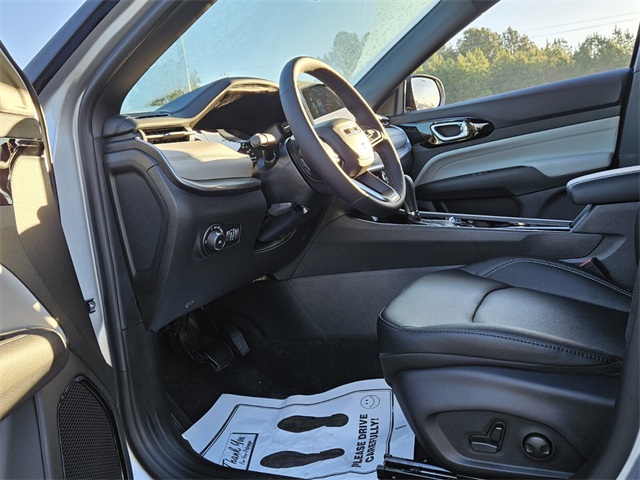 2026 Jeep Compass Limited photo 4