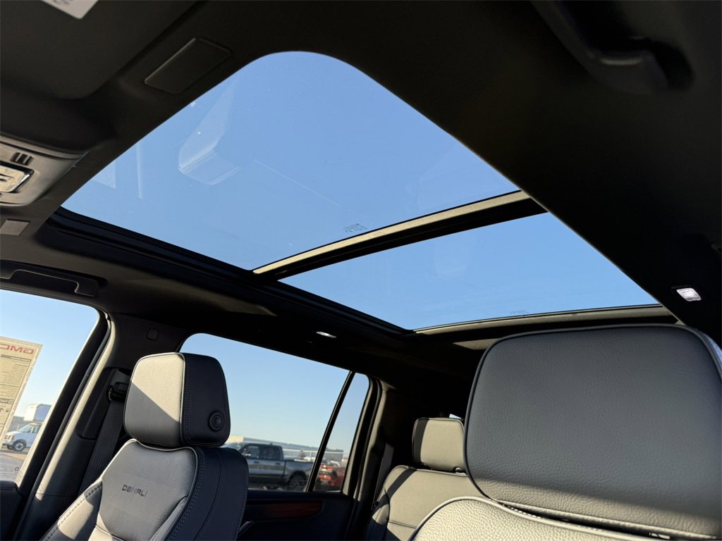 2026 GMC YUKON XL - Image 27