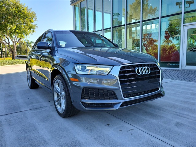 2018 Audi Q3 Premium Plus photo 2