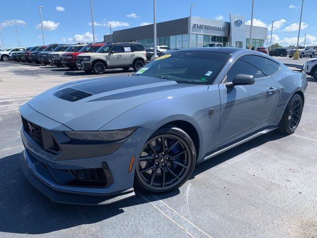 2024 Ford Mustang Dark Horse photo 3