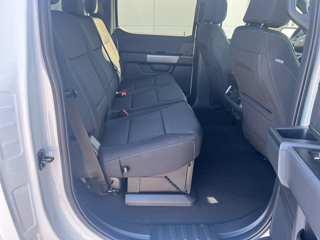2025 Ford F-150 XLT photo 33