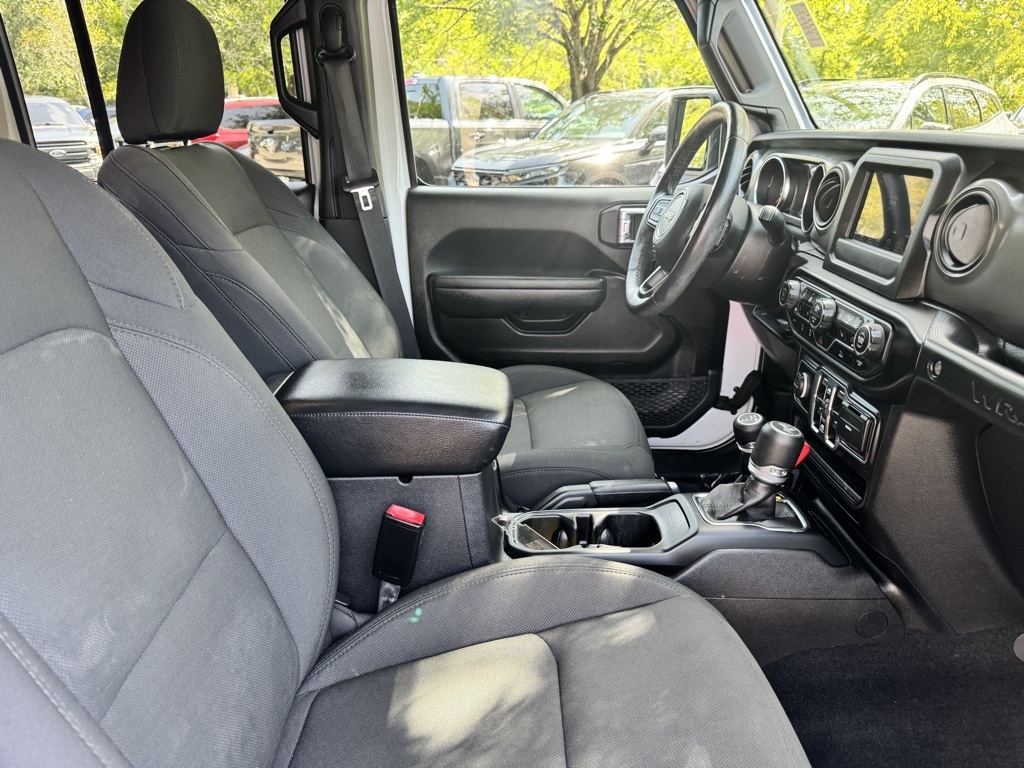 2022 Jeep Wrangler Unlimited Willys photo 7