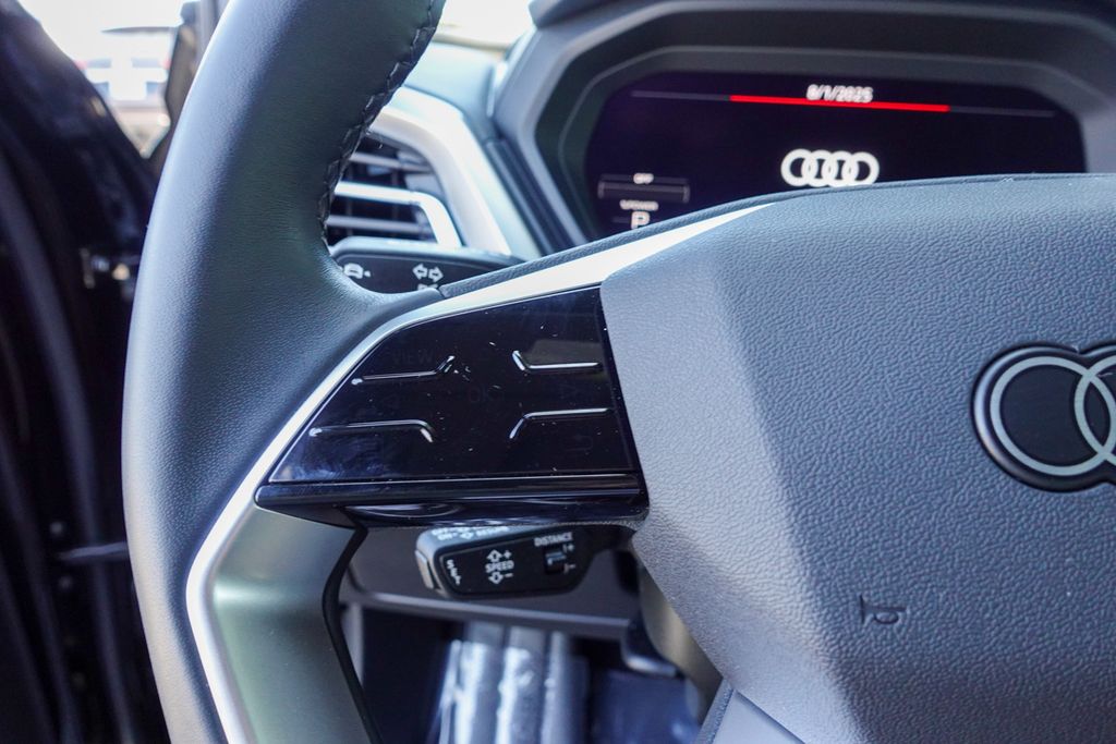 2023 Audi Q4 40 E-tron Premium Plus photo 13