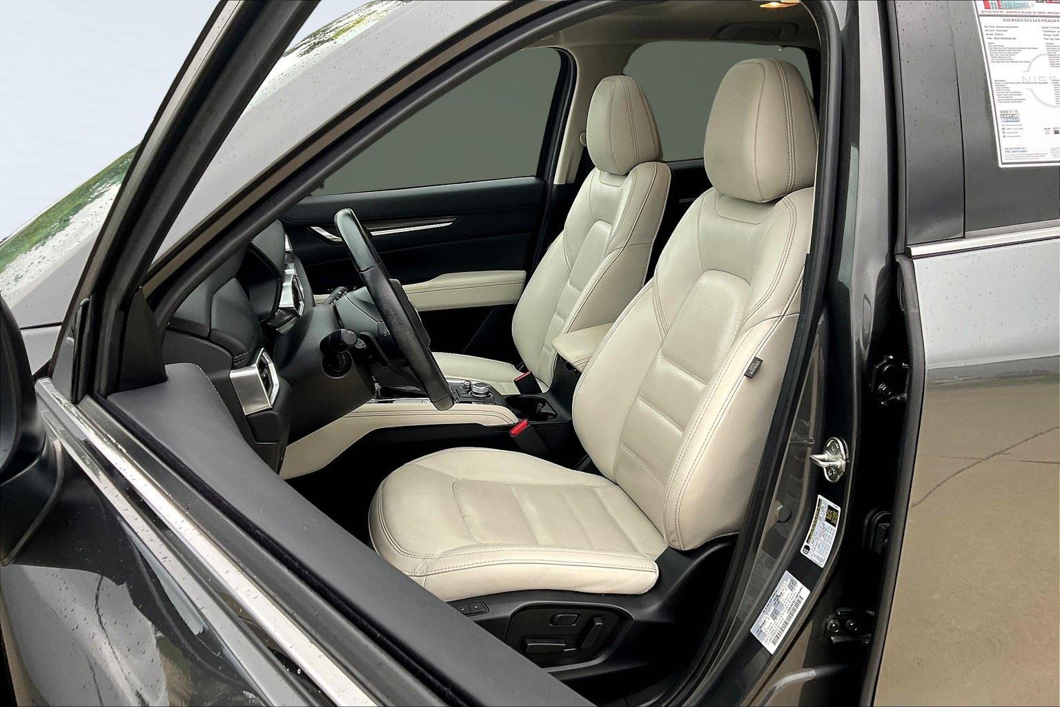 2022 Mazda CX-5 2.5 S Premium photo 23