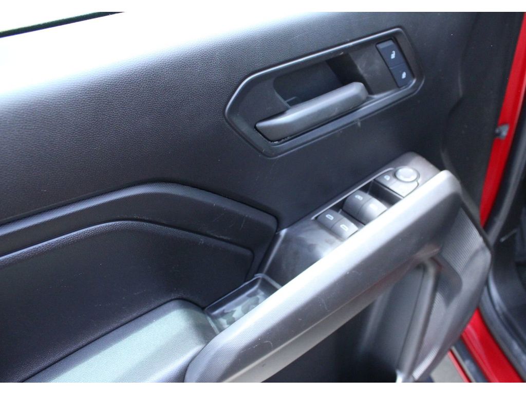 2024 Chevrolet Colorado Trail Boss photo 3