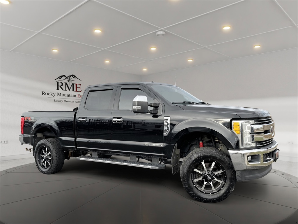2017 Ford F-350 Super Duty King Ranch's photo