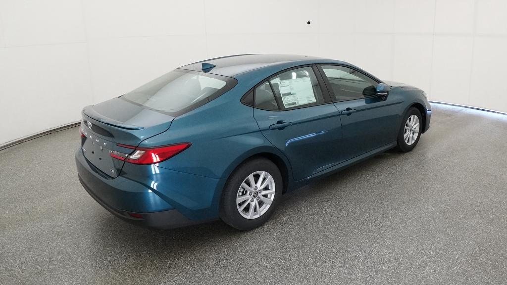 2026 Toyota Camry LE photo 22