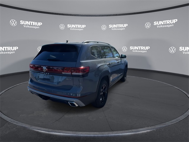 2025 Volkswagen Atlas Peak Edition SE photo 17