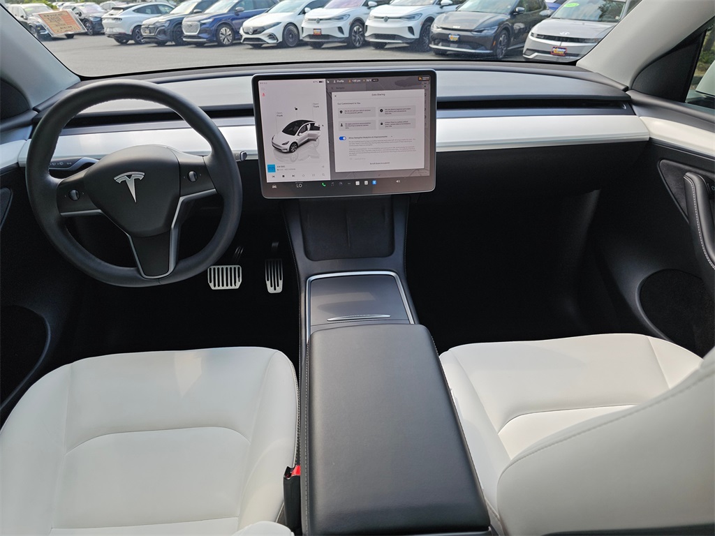2023 Tesla Model Y Long Range photo 20