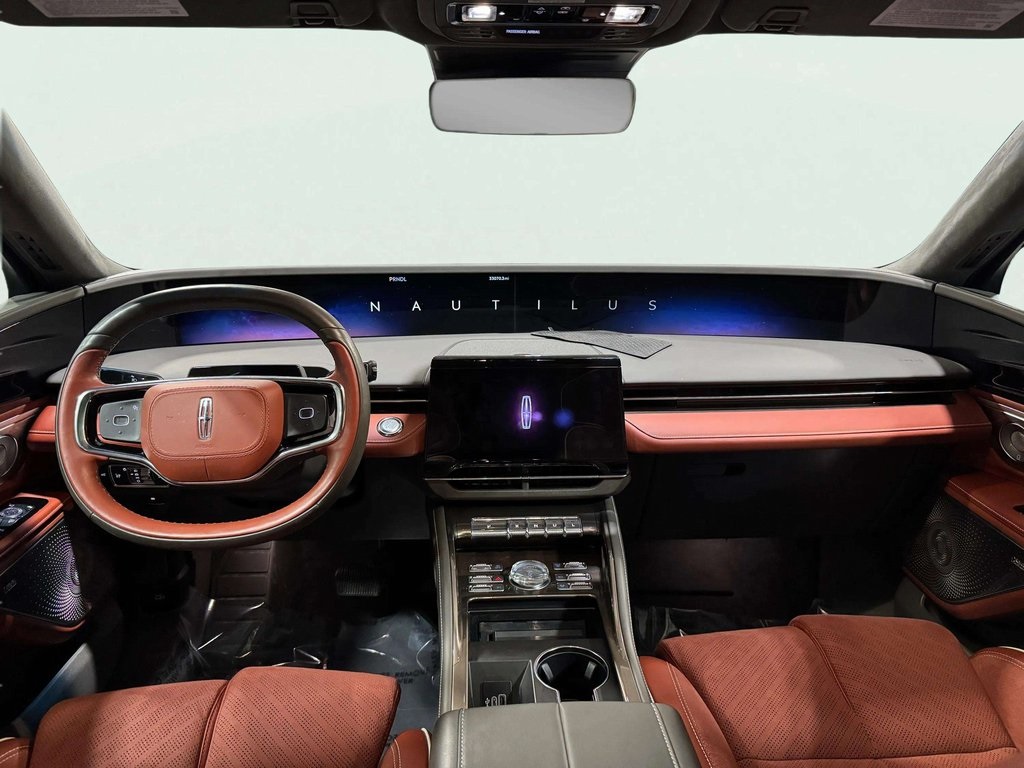 2024 Lincoln Nautilus Black Label photo 9