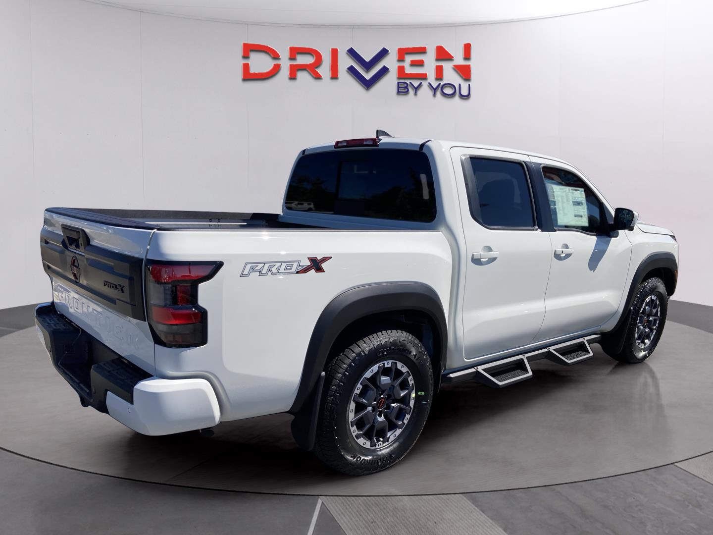 2026 Nissan Frontier PRO-X photo 2