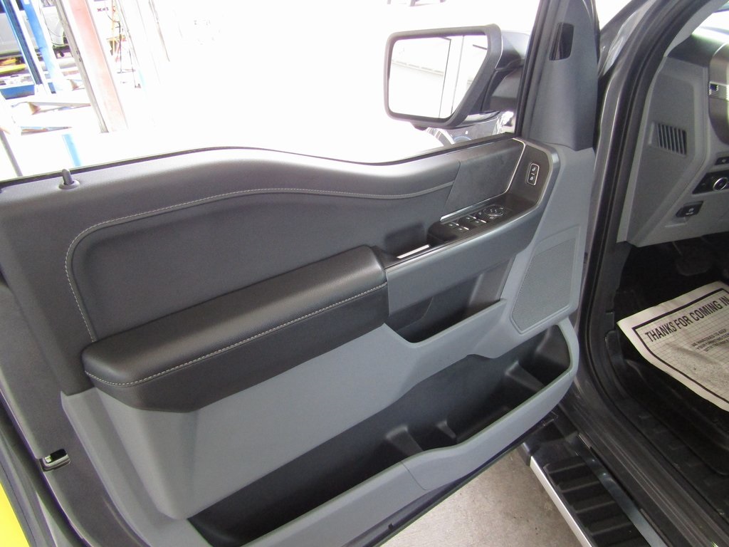 2024 Ford F-150 XLT photo 17