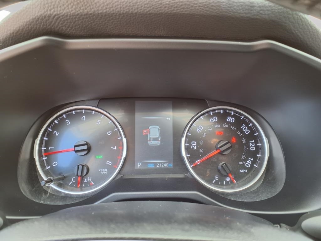 2022 Toyota RAV4 XLE Premium photo 22