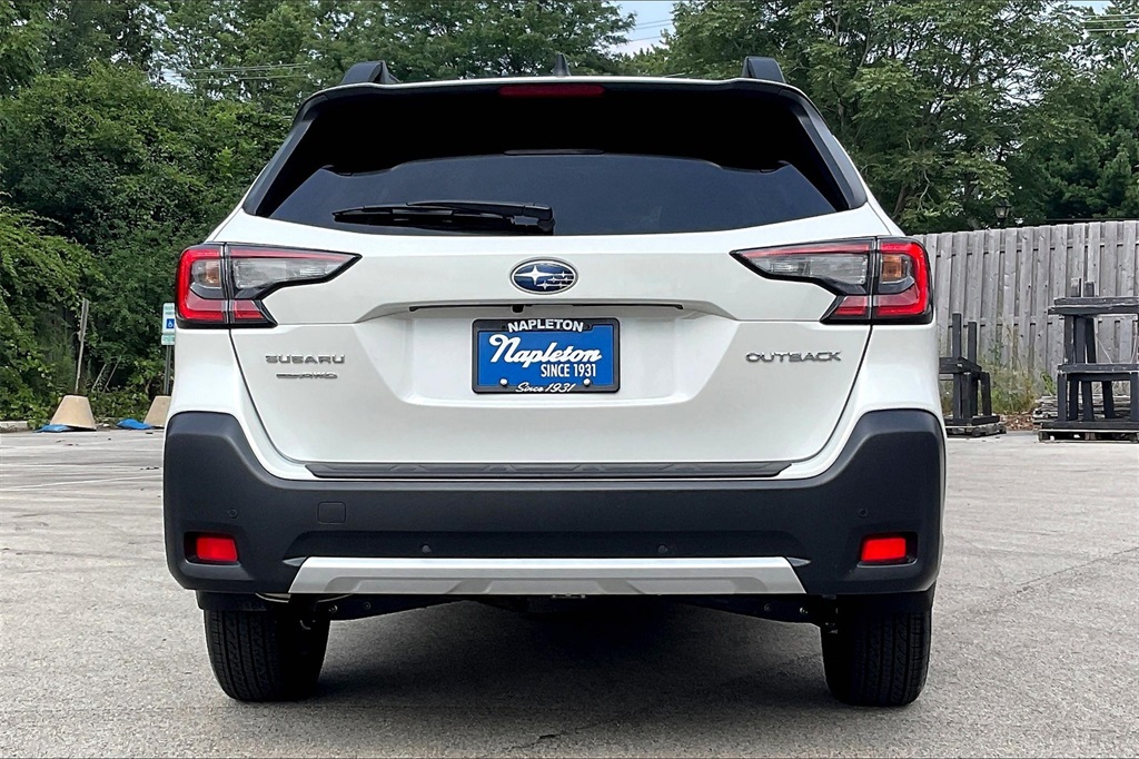 2025 Subaru Outback Limited photo 3