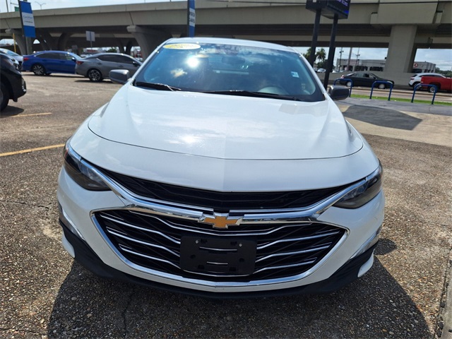 2024 Chevrolet Malibu LS photo 8