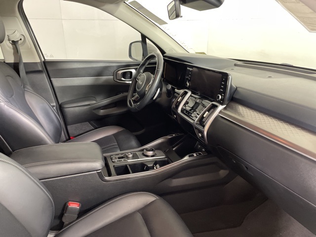 2022 Kia Sorento Hybrid S photo 13
